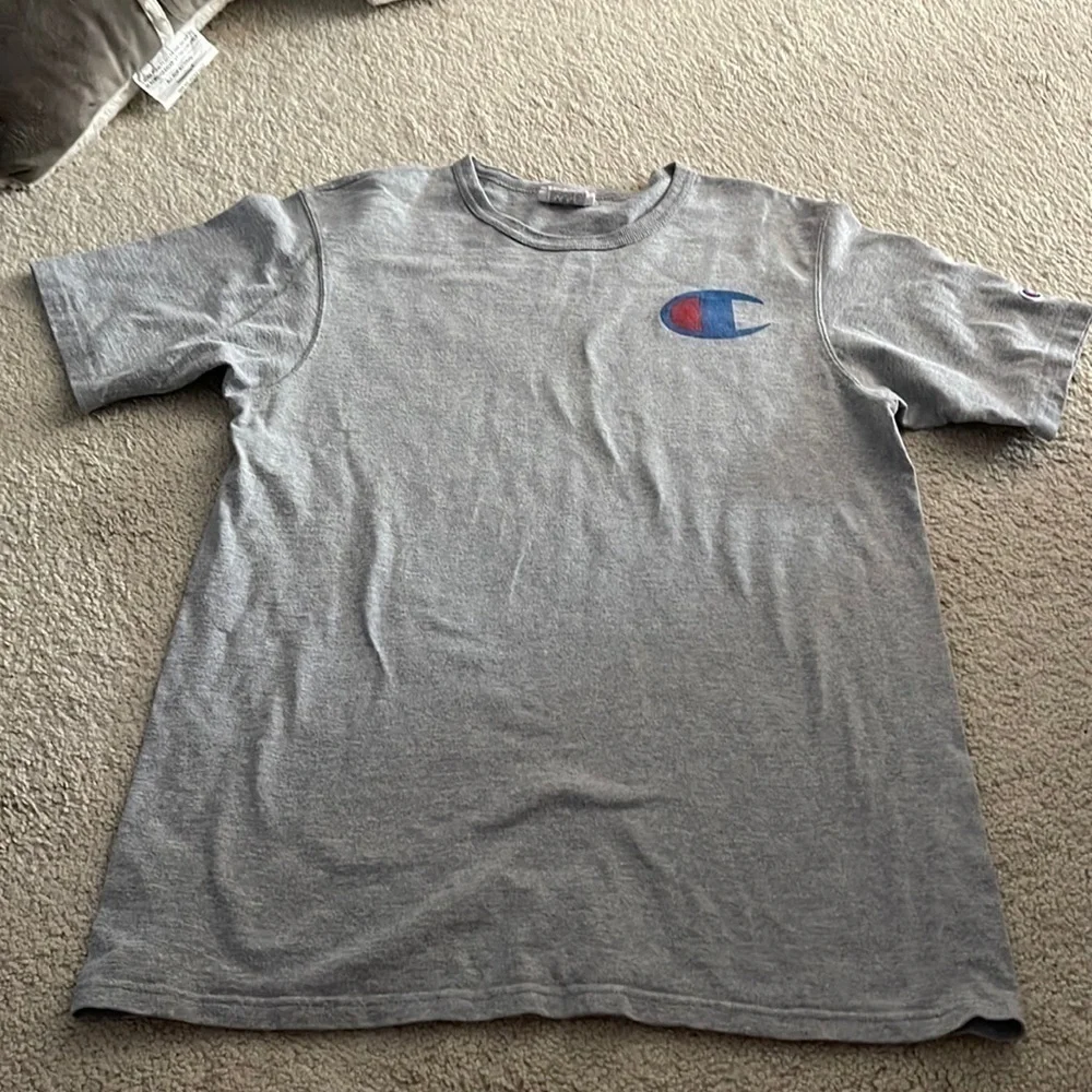 Champion Vintage Large Logo Gray Tee Size Medium - Picture 2 of 6